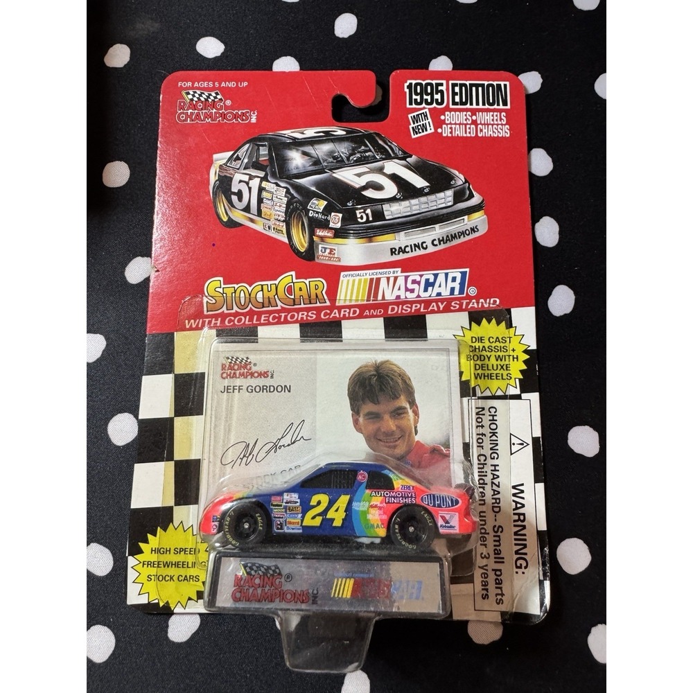 1995 Racing Champions Nascar Jeff Gordon #24 Die Cast Stock Car  NIP